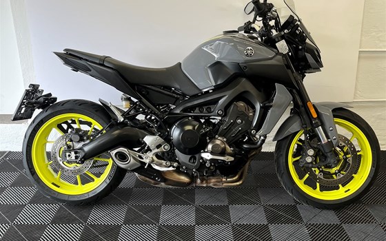 Gebrauchtmotorrad Yamaha MT-09 - Bild 2