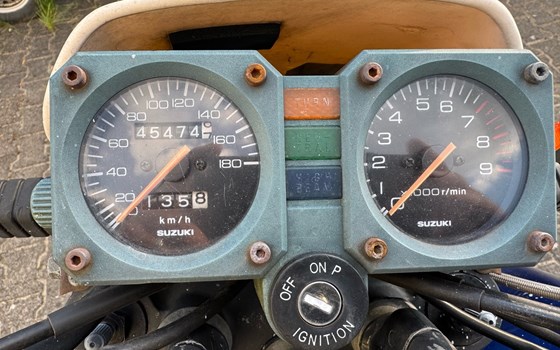 Gebrauchtmotorrad Suzuki DR 600 - Bild 2