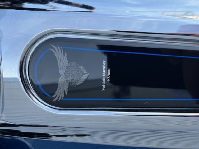 Harley-Davidson Street Glide FLHX (blau) - Bild 13