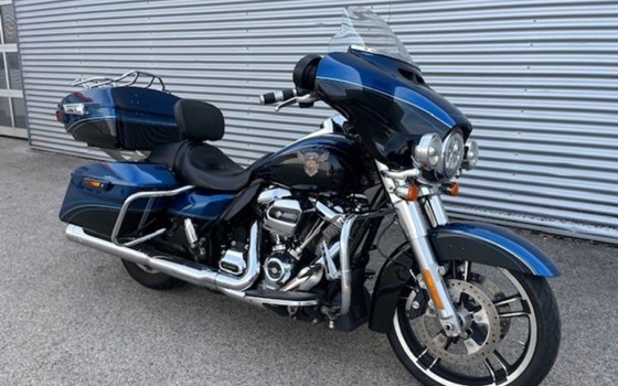 Gebrauchtmotorrad Harley-Davidson Street Glide FLHX - Bild 4