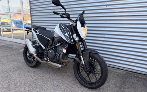 Gebrauchtmotorrad KTM 690 Duke - Bild 3