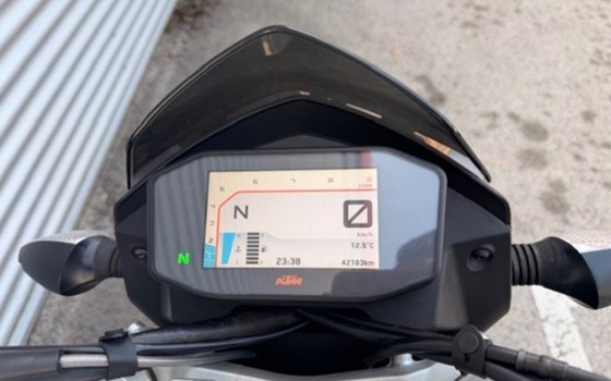 Gebrauchtmotorrad KTM 690 Duke - Bild 5
