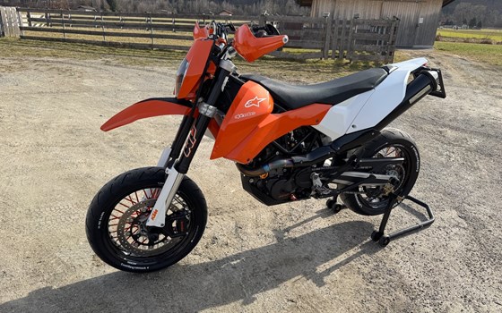 Gebrauchtmotorrad KTM 690 SMC - Bild 1