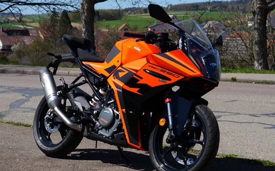 Gebrauchtmotorrad KTM RC 390 - Bild 1