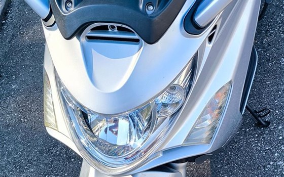 Gebrauchtmotorrad Kymco Xciting 500i - Bild 3