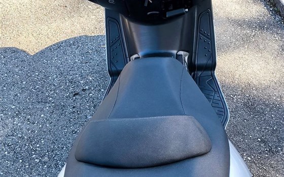 Gebrauchtmotorrad Kymco Xciting 500i - Bild 7