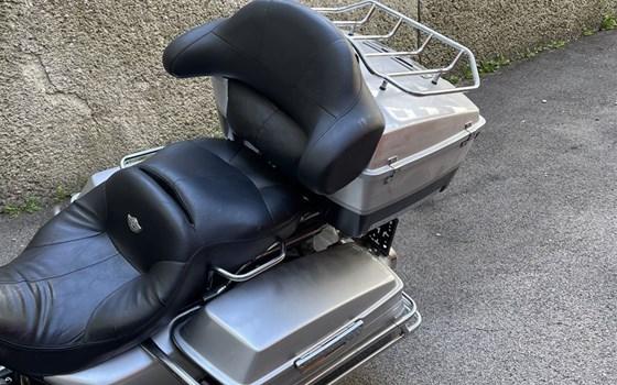 Gebrauchtmotorrad Harley-Davidson Electra Glide Classic FLHTC - Bild 11