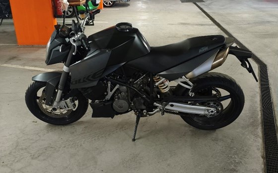 Gebrauchtmotorrad KTM 990 Super Duke - Bild 4