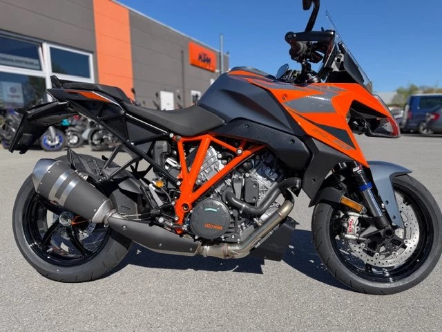 KTM 1290 Super Duke GT