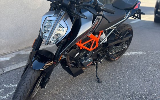 Gebrauchtmotorrad KTM 125 Duke - Bild 1