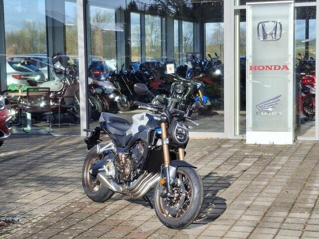 Honda CB650R E-Clutch