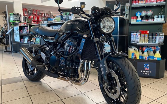 Neufahrzeug Kawasaki Z900 RS Black Ball Edition - Bild 1