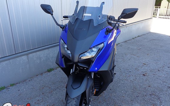 Gebrauchtmotorrad Yamaha TMAX 560 - Bild 3