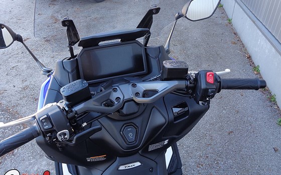 Gebrauchtmotorrad Yamaha TMAX 560 - Bild 4