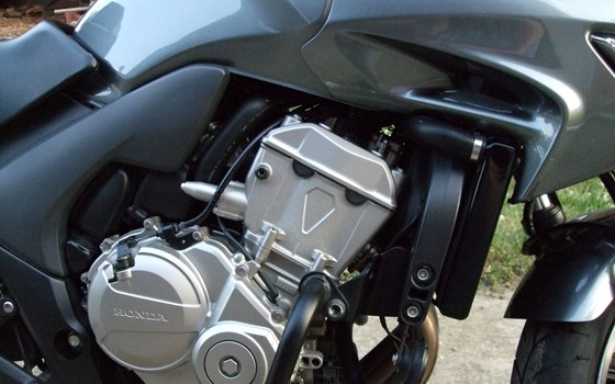 Gebrauchtmotorrad Honda CBF 600 S - Bild 15