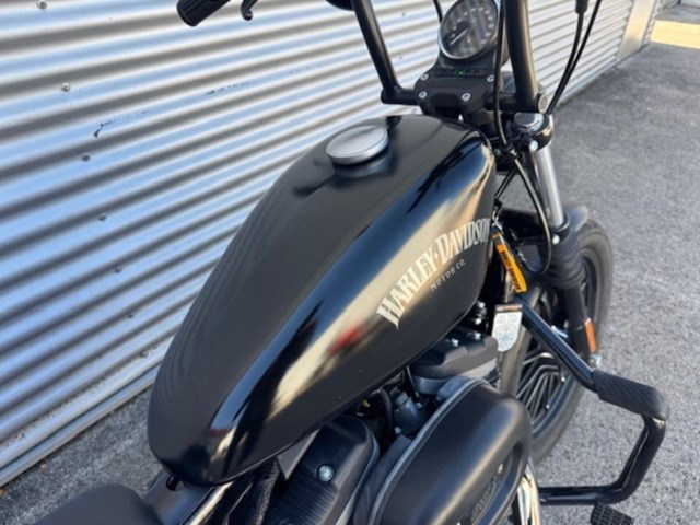 Harley-Davidson Sportster XL 883 N Iron (schwarz) - Bild 6