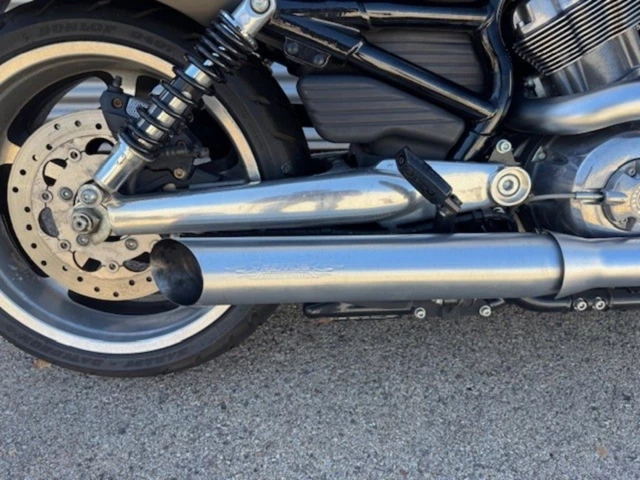 Harley-Davidson V-Rod Muscle VRSCF (schwarz) - Bild 5