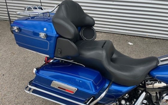 Gebrauchtmotorrad Harley-Davidson Electra Glide Classic FLHTC - Bild 7