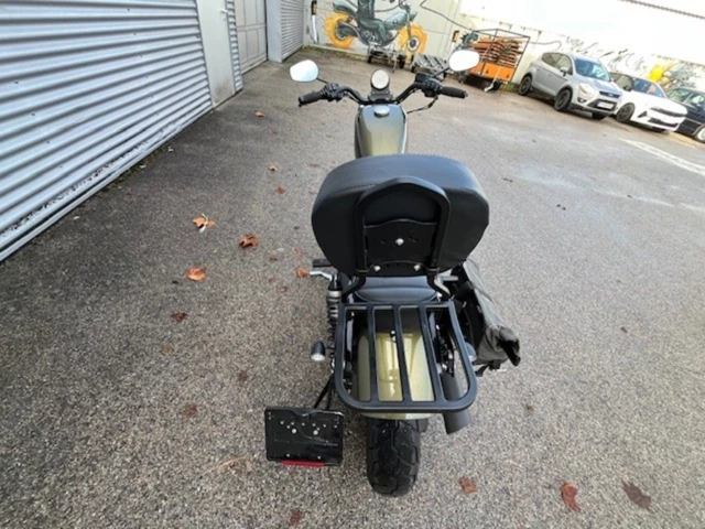 Harley-Davidson Sportster XL 883 N Iron (grün) - Bild 9