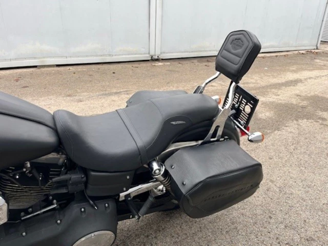 Harley-Davidson Dyna Street Bob FXDB (schwarz) - Bild 10