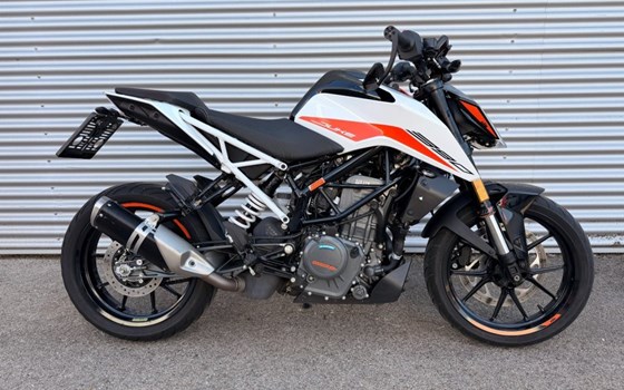 Gebrauchtmotorrad KTM 390 Duke - Bild 1