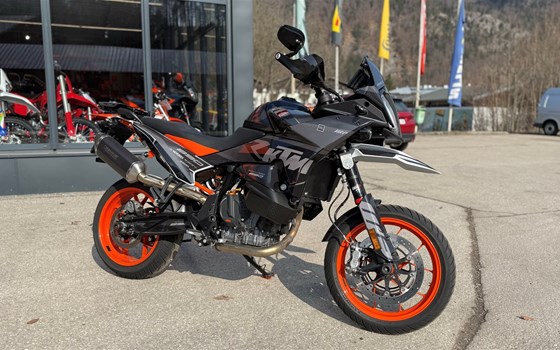 Gebrauchtmotorrad KTM 890 SMT - Bild 4