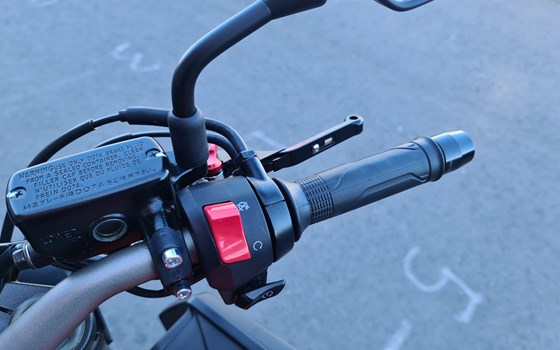 Gebrauchtmotorrad Honda CB650R - Bild 10