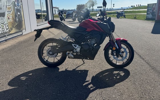 Gebrauchtmotorrad Honda CB125R - Bild 2