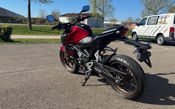 Gebrauchtmotorrad Honda CB125R - Bild 4