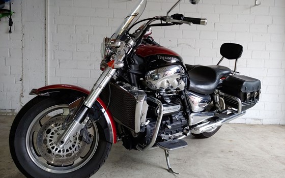 Gebrauchtmotorrad Triumph Rocket III Classic - Bild 3