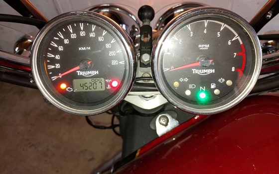 Gebrauchtmotorrad Triumph Rocket III Classic - Bild 9