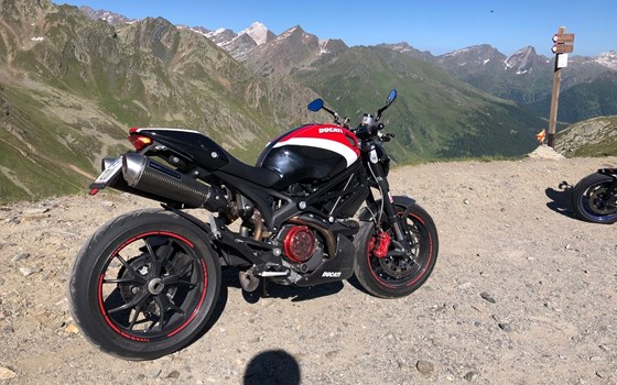 Gebrauchtmotorrad Ducati Monster 1100 S - Bild 1