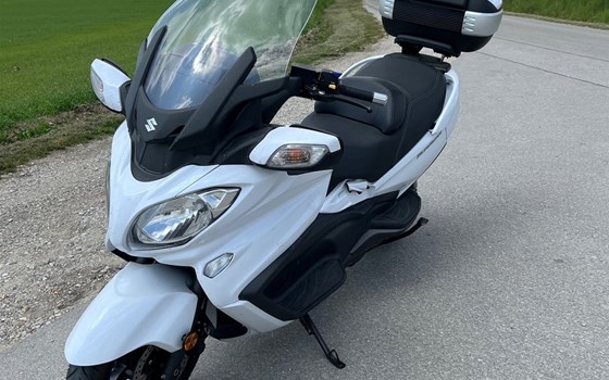 Gebrauchtmotorrad Suzuki Burgman 650 Executive - Bild 14