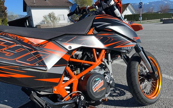 Gebrauchtmotorrad KTM 690 SMC - Bild 10
