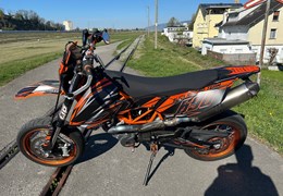 Gebrauchte KTM 690 SMC