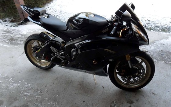 Gebrauchtmotorrad Yamaha YZF-R6 - Bild 2