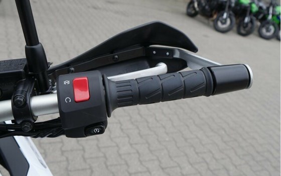 Neufahrzeug Kawasaki KLE500 SE - Bild 17