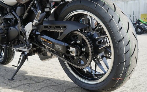 Neufahrzeug Kawasaki Z900 RS - Bild 14