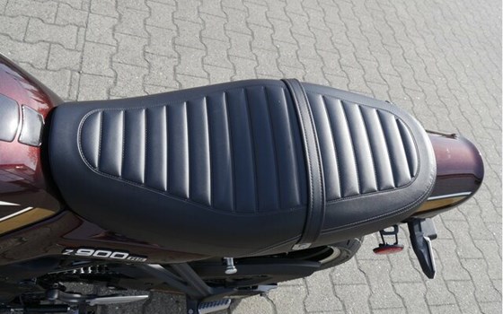 Neufahrzeug Kawasaki Z900 RS - Bild 15