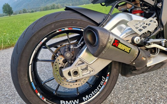 Gebrauchtmotorrad BMW S 1000 RR - Bild 11