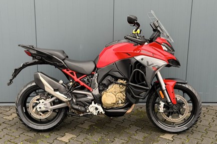 Ducati Multistrada V4 S