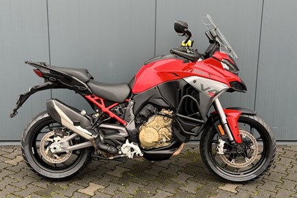 Ducati Multistrada V4 S