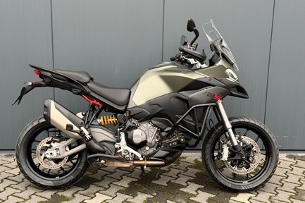 Ducati Multistrada V2 S