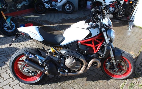 Gebrauchtmotorrad Ducati Monster 821 - Bild 1