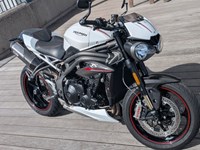 Gebrauchtmotorrad Triumph Speed Triple RS