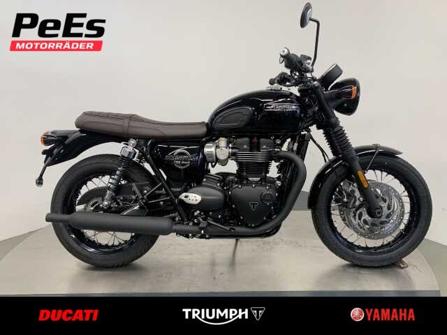 Triumph Bonneville T120 Black