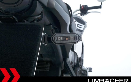 Gebrauchtmotorrad Honda CB 1000 R - Bild 18