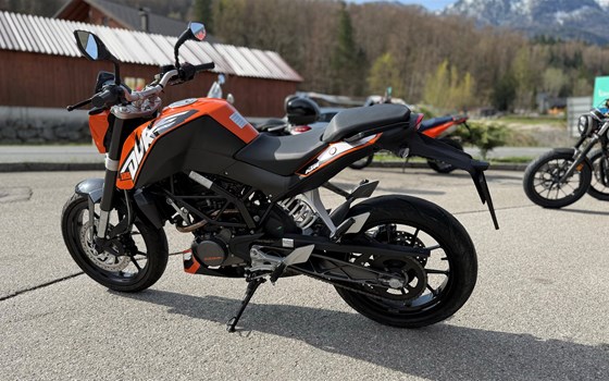 Gebrauchtmotorrad KTM 125 Duke - Bild 2