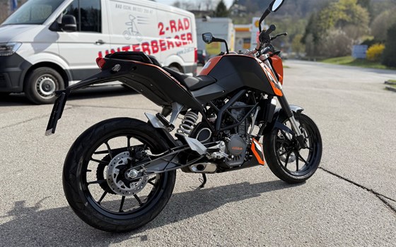 Gebrauchtmotorrad KTM 125 Duke - Bild 3
