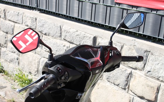 Gebrauchtmotorrad Honda SH150i - Bild 6